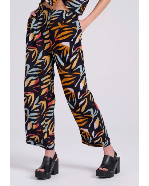 Γυναικεία εμπριμέ παντελόνα με ελαστική μέση Funky Buddha FBL009-109-02 ΠΑΝΤΕΛΟΝΙΑ Γυναικεία εμπριμέ παντελόνα με ελαστική μέση Funky Buddha FBL009-109-02 ΠΑΝΤΕΛΟΝΙΑ