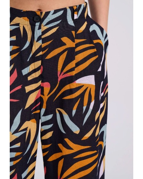 Γυναικεία εμπριμέ παντελόνα με ελαστική μέση Funky Buddha FBL009-109-02 ΠΑΝΤΕΛΟΝΙΑ Γυναικεία εμπριμέ παντελόνα με ελαστική μέση Funky Buddha FBL009-109-02 ΠΑΝΤΕΛΟΝΙΑ