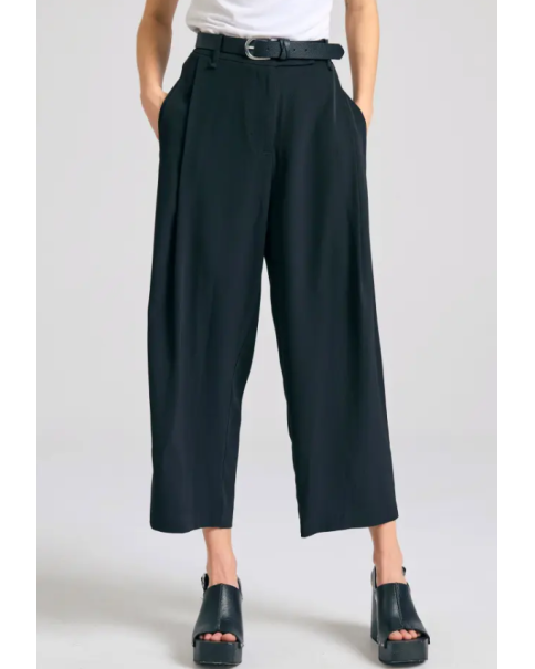 Loose fit παντελόνι με πιέτες στη μέση Funky Buddha FBL011-116-02 ΠΑΝΤΕΛΟΝΙΑ Loose fit παντελόνι με πιέτες στη μέση Funky Buddha FBL011-116-02 ΠΑΝΤΕΛΟΝΙΑ