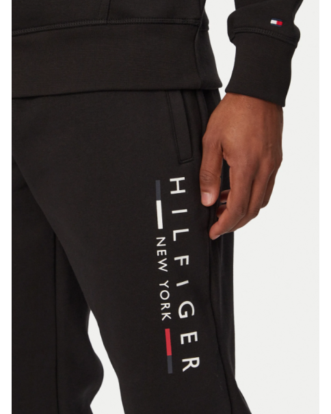 Ανδρικό Σετ Φόρμες Tommy Hilfiger MW0MW29730 Black ΦΟΥΤΕΡ & HOODIES Ανδρικό Σετ Φόρμες Tommy Hilfiger MW0MW29730 Black ΦΟΥΤΕΡ & HOODIES
